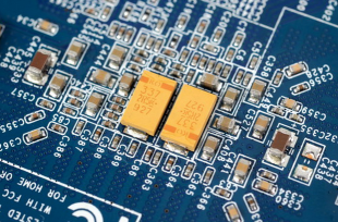 pcb板上的鉭電容